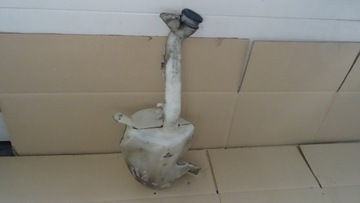 Xsara picasso i 1 1.8 бак склоомивача фото №1