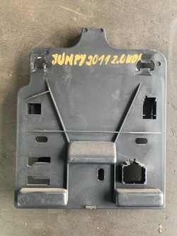 Крышка коробка предохранителей jumpy 1401104380 фото №1