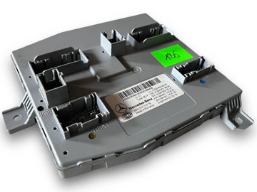 Mercedes c клас w205 модуль sam 2059006330 m фото №1