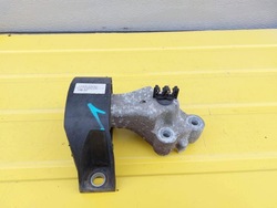 Dacia duster лапи двигуна ii 1.5 dci 2018r фото №1