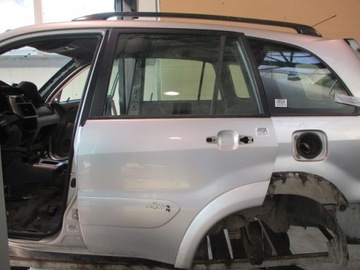 Toyota rav4 ii 00-03r двері зад ліві 1d4 фото №1