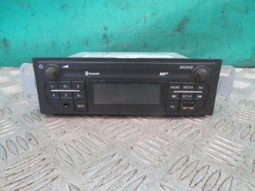 Радио opel vivaro 15r 281155093r фото №1