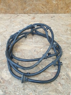 Audi q5 8r шланг массовый минусовой 8r0971225g фото №1