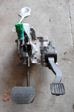 Citroen c4 ii 1.6 e-hdi педаль газу гальма автомат фото №1