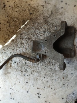 Лапи підтримка двигуна audi a6 c6 2.4 b 4f0199308n фото №1