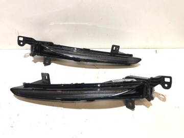 Renault espace v koleos ii правий поворотник led бампер перед 261309232r фото №1