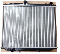 Радіаторів води двигуна ava ford maverick 2.7td nissan terrano ii 2.4 2.7td фото №1