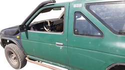 Двері лівий перед nissan terrano i wd21 3d фото №1