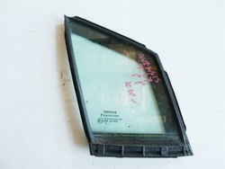 Скло передня права двері toyota avensis t27 10r фото №1