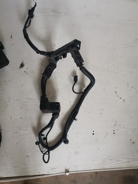 Hyundai kona 1.0 t клема плюсова фото №1