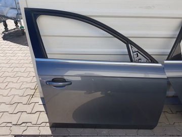 Audi a4 b8 08r- двері праві перед lx7r фото №1