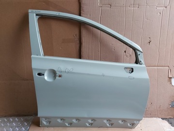 Двері праві передні suzuki sx4 s-cross скрос нове оригінальні 6800161m01 фото №1