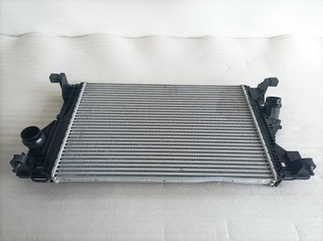 Mercedes glb x247 glc cla c118 інтеркулер 2475000100 фото №1