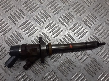 Форсунка инжектор citroen berlingo i 1.6 hdi 0445110239 фото №1