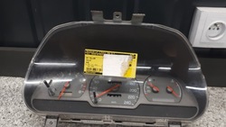 30813197 спідометр  манометр volvo v40 2.0 фото №1