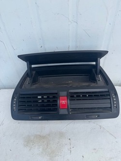 Бардачок верхній решітка повітропровід середня skoda octavia ii 1z0820951 - wawa фото №1