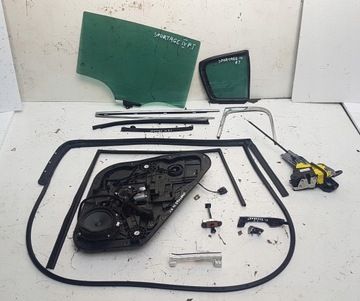 Скло двері права ліва перед зад kia sportage iv фото №1