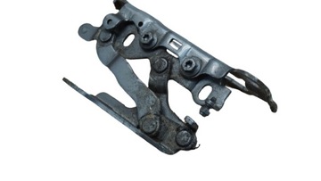 Петля капота лівий mercedes c w204 a2048800728 фото №1