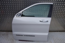 Дверь левый перед jeep grand cherokee wk2 summit рестайлинг 2018- белая жемчуг фото №1