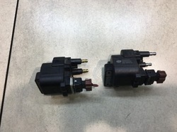 Катушка зажигания volvo v40 2.0 16v 7700850999 фото №1