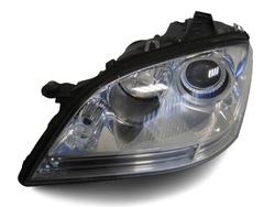 Mercedes ml w164 164 лампа ксенон bi-xenon ліва фото №1