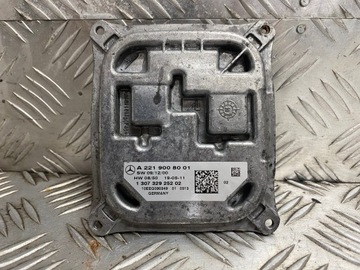 Mercedes w221przetwornica led 2219008001 105tyś фото №1