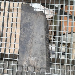 Запчастина задня накладка підкрилки права сторона 93867920 renault trafic iii фото №1