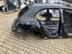 Крило праві зад чверть mercedes a клас w177 hb лак 191 фото №1