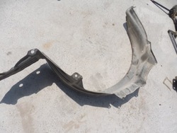 Підкрилок ліві перед primera p11 2,0d sedan 4d фото №1