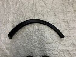 Opel corsa c 03-06 планка крила праві зад фото №1