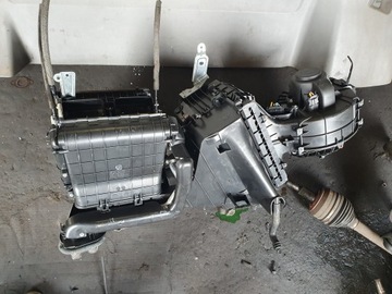 Обігрівач комплектна vw t5 caravelle 7h1820005as фото №1