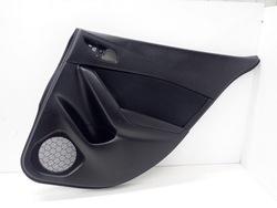 Боковина оббивка двері праві зад mazda3 iii bm 13r фото №1