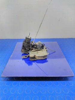 Bmw e36 touring замок двері перед праві фото №1