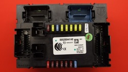 Кузов компьютер модуль bsi jeep renegade 520044140 фото №1