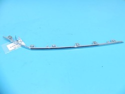 Планка решітка права vw passat b8 фото №1