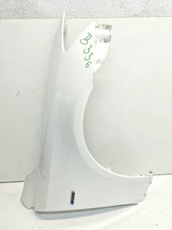 Lexus is 220 250 рестайлінг f sport крило перед переднє праві фото №1