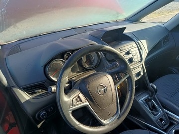 Opel zafira c панель консоль подушки ремни фото №1