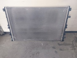 Радиаторов воды audi a6 c8 a7 q7 4m 4m0145804aa фото №1