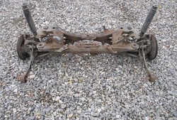 Балка подвешивание зад ось тележка avensis t27 рестайлинг sedan 2.0 d4d фото №1