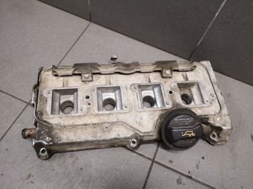 Крышка клапанов левая audi a8 d2 3.7 aew 077103471f фото №1