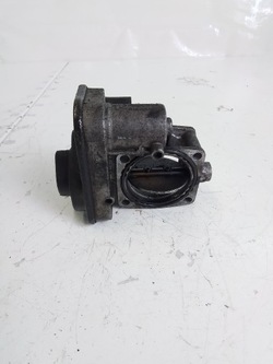 M951 дроссельная заслонка opel astra j 1.7 8981052101 фото №1