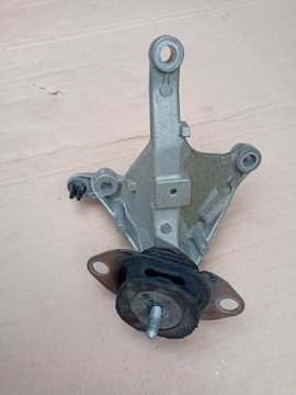 Лапи подушка коробки renault clio iv captur 0,9 фото №1