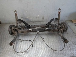 Xceed 1.0 t-gdi 21r балка зад задняя заднее подвешивание задние ось 55410-j7aa0 фото №1