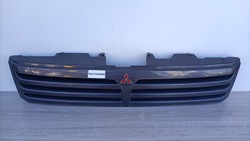 Mitsubishi space wagon решітка решітка радіатора mr275627 ka7/040mr фото №1