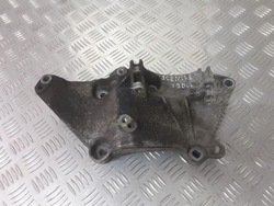 Лапи кріплення генератора renault scenic ii 1.9 dci фото №1