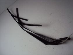 Audi оригінальний номер 8v1955408 важіль двірники передній p фото №1