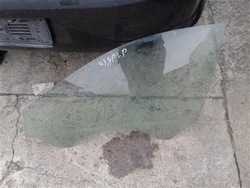 Стекло левая передняя audi a3 8p 5d фото №1