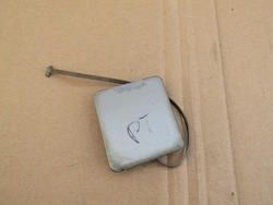 4 mercedes w201 190 правая задняя заглушка w порога pod домкрат серебряная фото №1