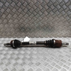 Полуось передняя левая peugeot 2008 ii 9836235280 28245317 100kw 2021 фото №1