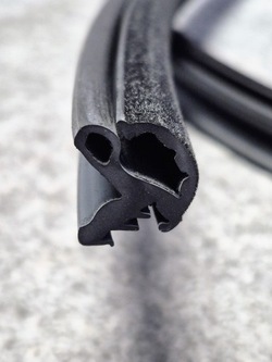 Man tgl шина направляюча гумова скла двері лівих оригінальний номер 81.62651-0078 нова фото №1